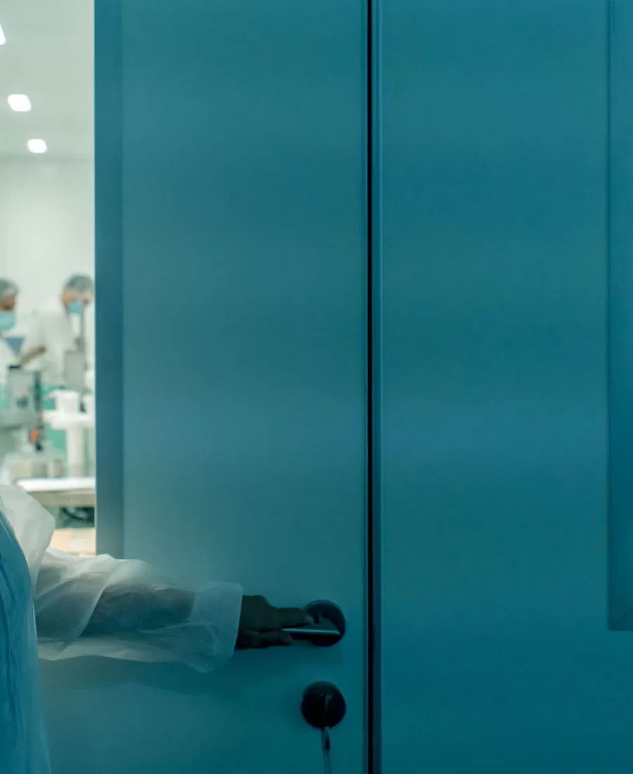 Cleanroom entry in a sterile manufacturing facility